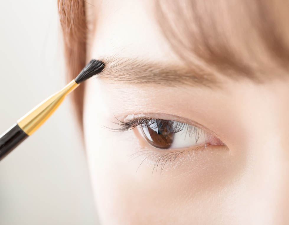 骨格に合わせたデザインで、理想の眉を叶えるWAX脱毛